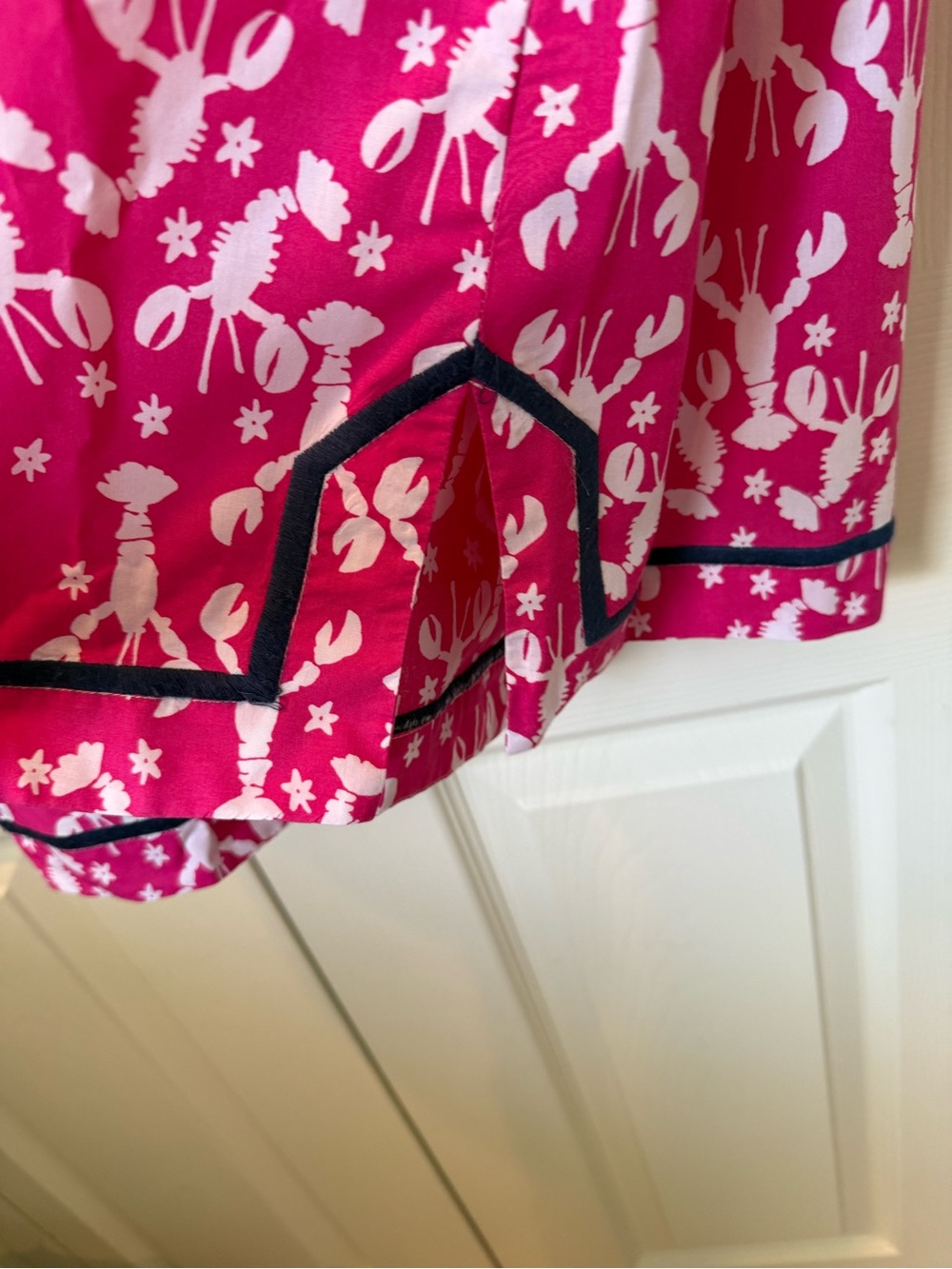 # Talbots 3X Hot Pink & White Lobster Print Tunic with Navy Embroidery - Picture 6 of 8